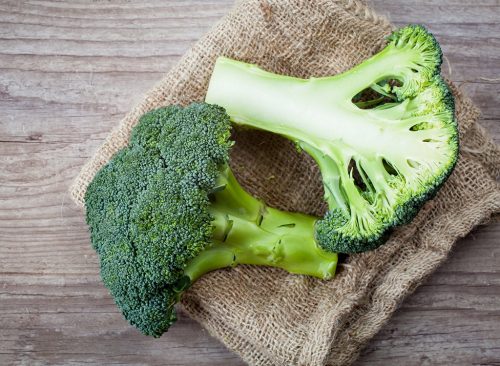 أنواع الخضروات التي تحتوي على البروتين Broccoli