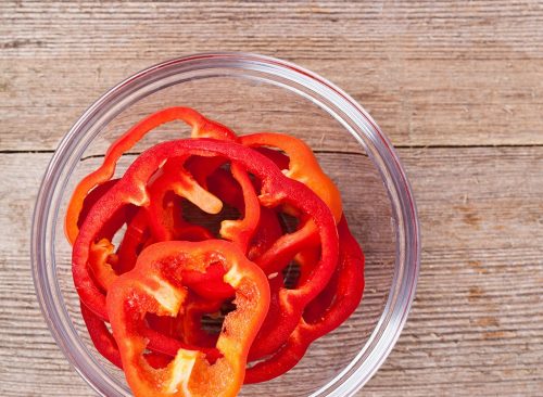 أنواع الخضروات التي تحتوي على البروتين Red-pepper